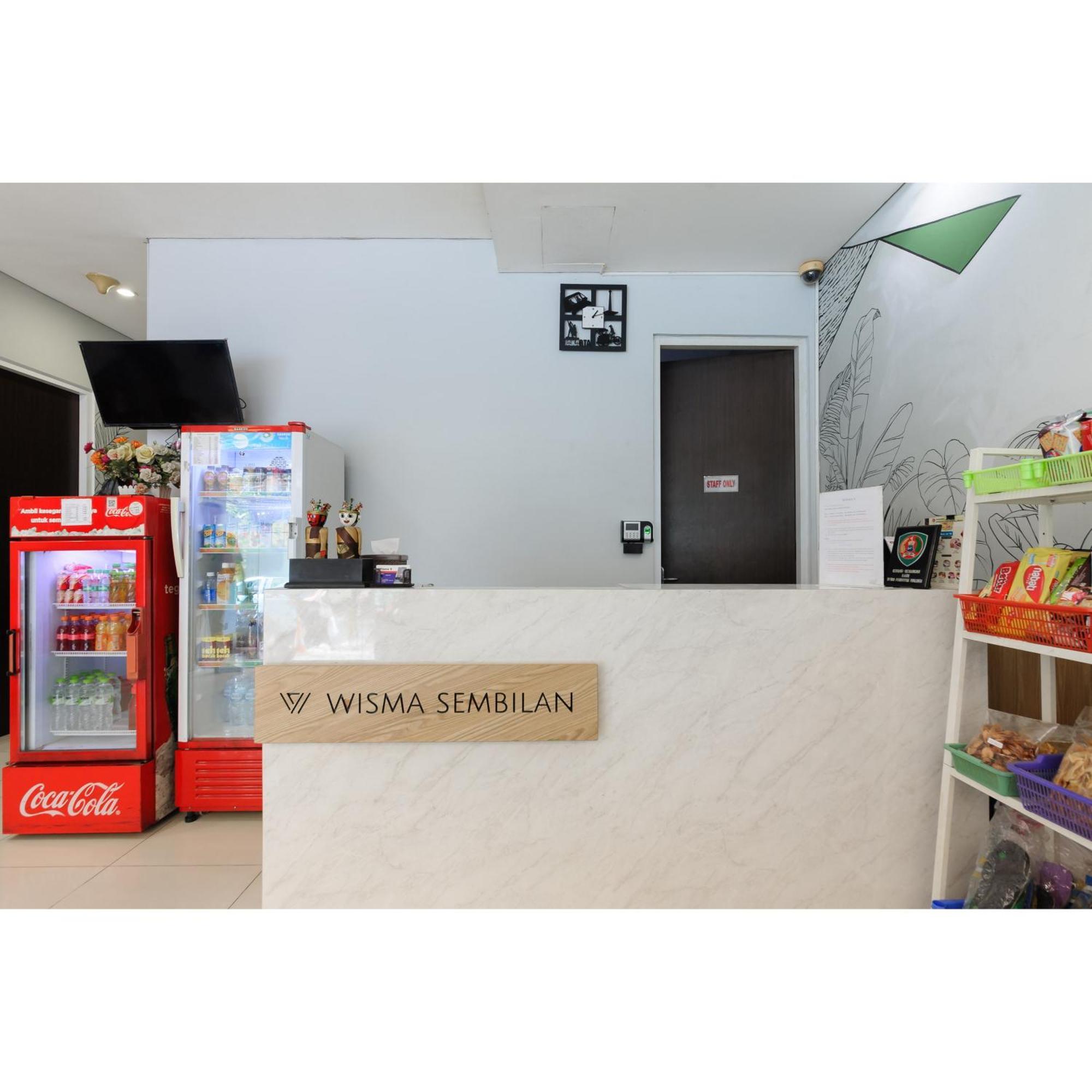 Reddoorz Plus Near Grand Indonesia Jakarta Exterior foto
