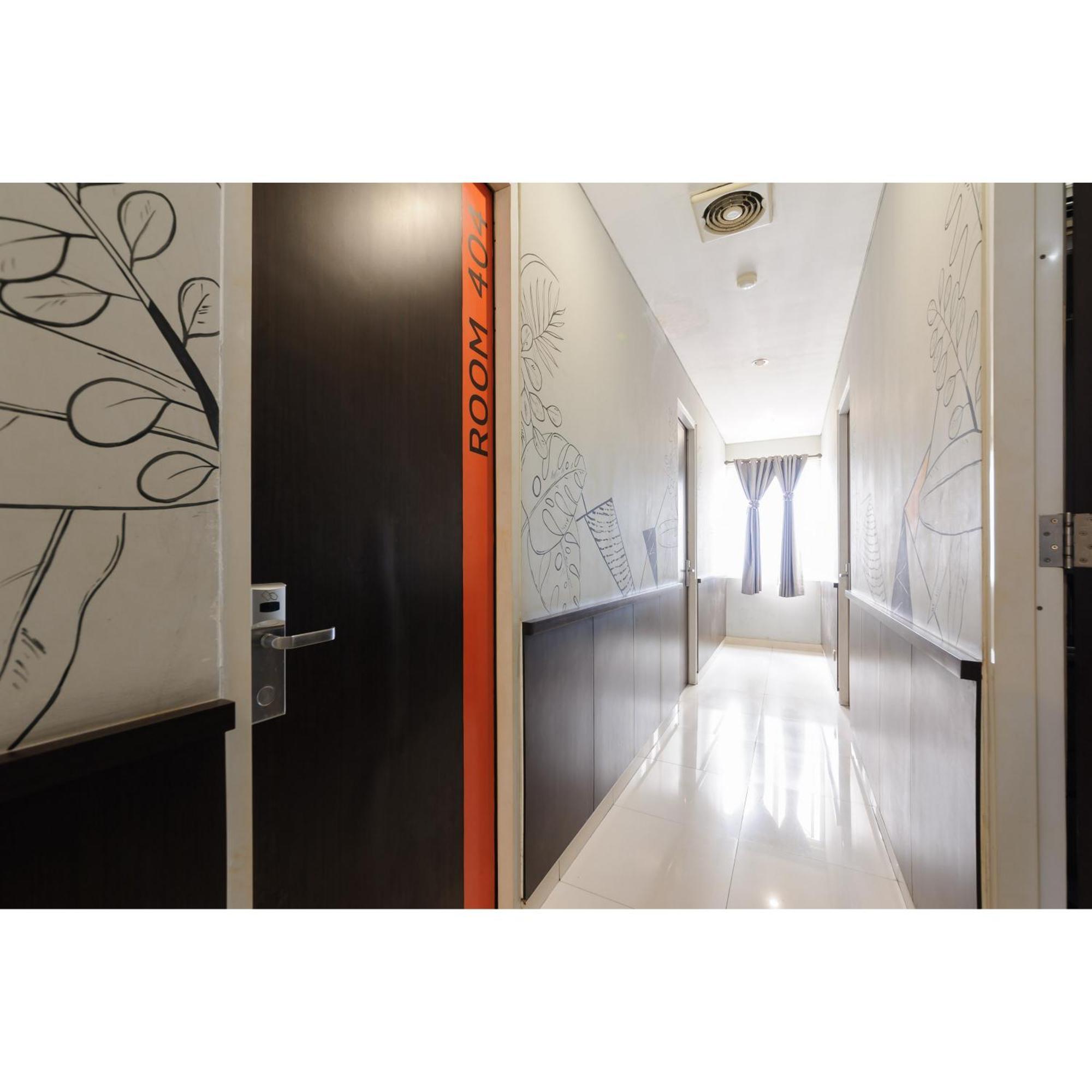 Reddoorz Plus Near Grand Indonesia Jakarta Exterior foto